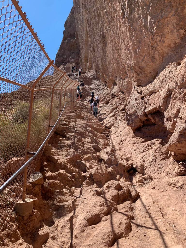 Steep section of Echo Canyon Trail