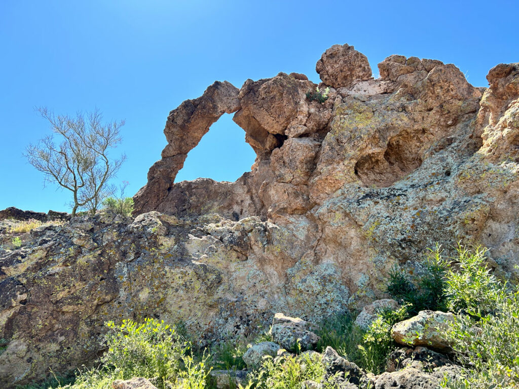 Arch on the Hackberry Spring loop