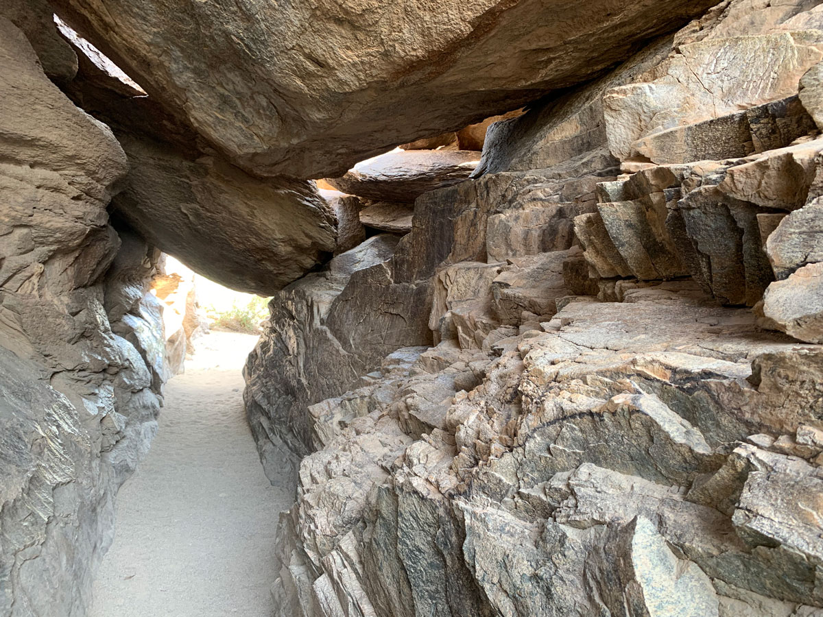 Hidden Valley Loop trail on South Mountain