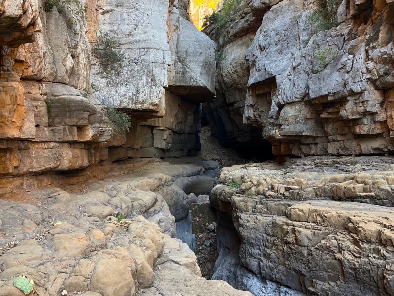 Cool narrow in El Capitan Canyon in Arizona