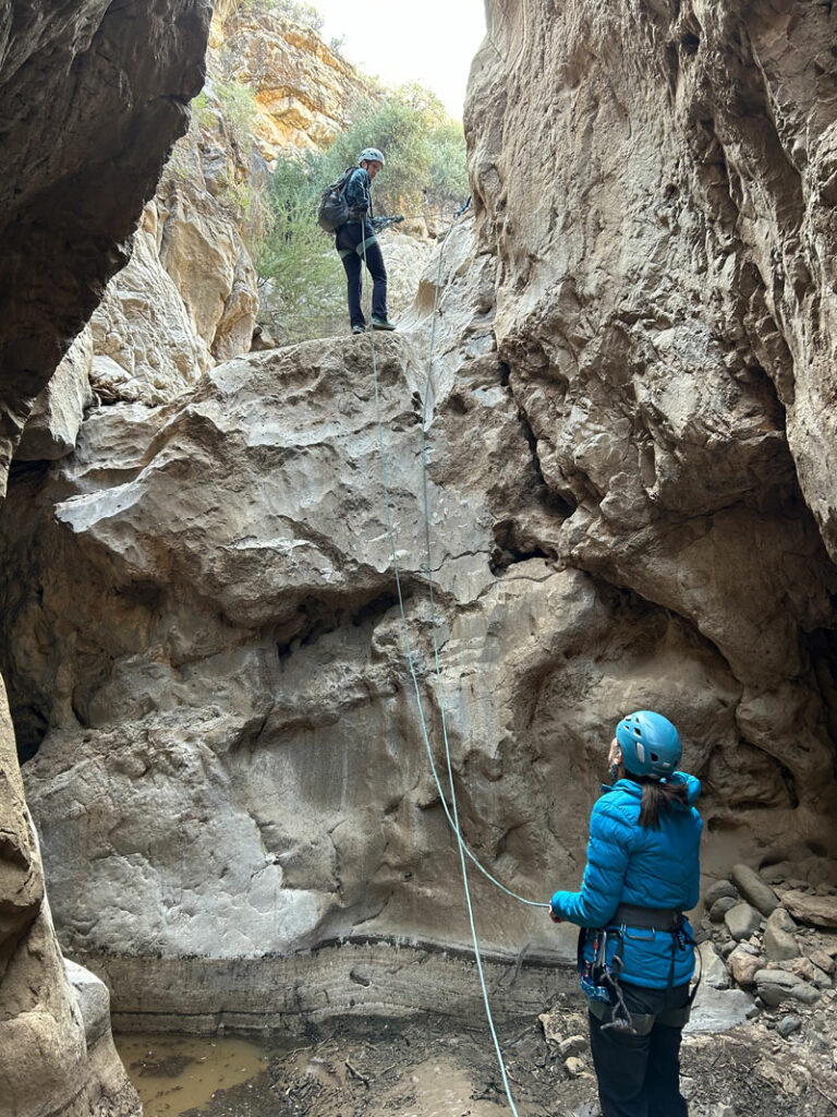 Rappel 3 in El Capitan Canyon Arizona