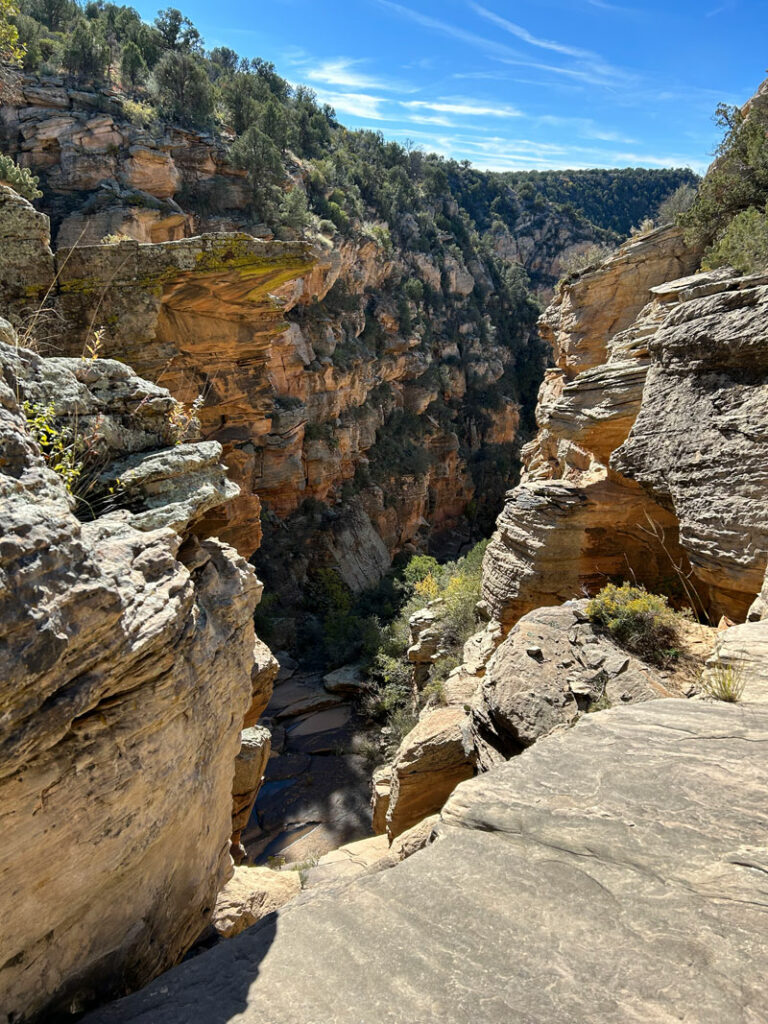 The start of the technical section of Hot Loop Canyon