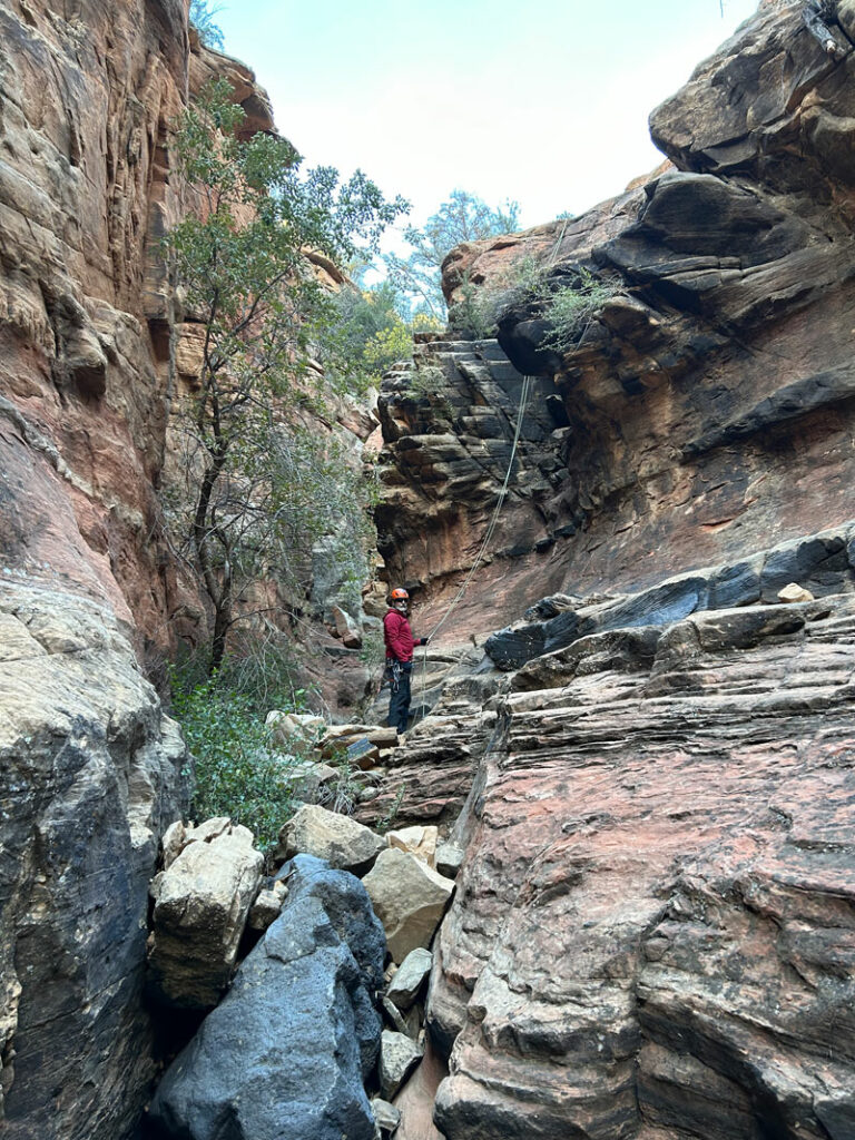 Rappel 3 in Hot Loop Canyon