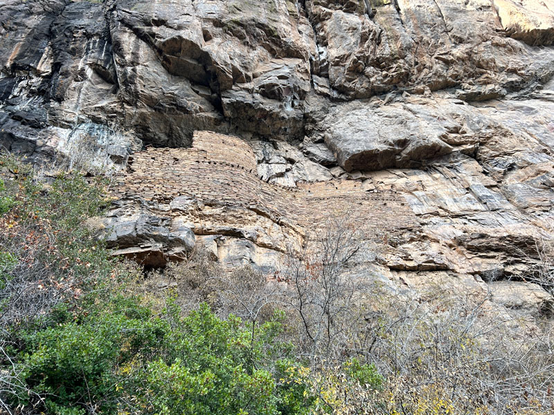 Devil's Chasm cliff dwellings