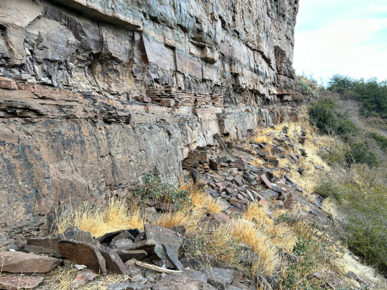 Hike to wellpreserved ruins in Devil's Chasm WildPathsAZ