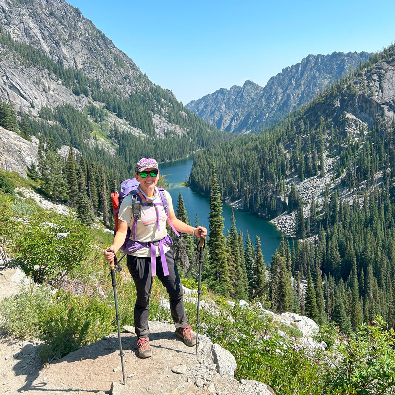 Going from Snow Lake to Nada Lake in the Enchantments