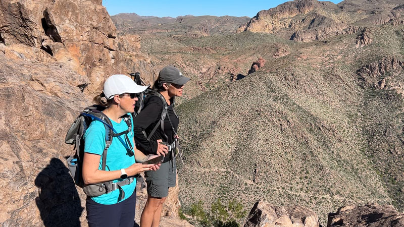 Lower saddle of Miner's Needle